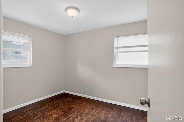 10718 Glen Garry Road, St Louis, MO 63137