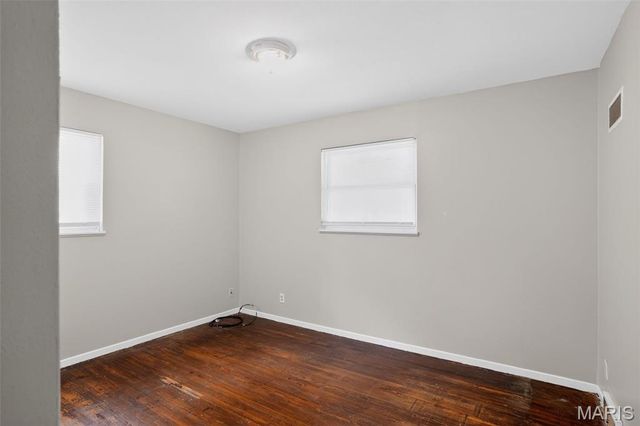 10718 Glen Garry Road, St Louis, MO 63137