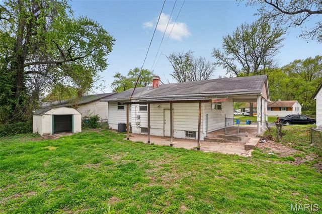 10718 Glen Garry Road, St Louis, MO 63137