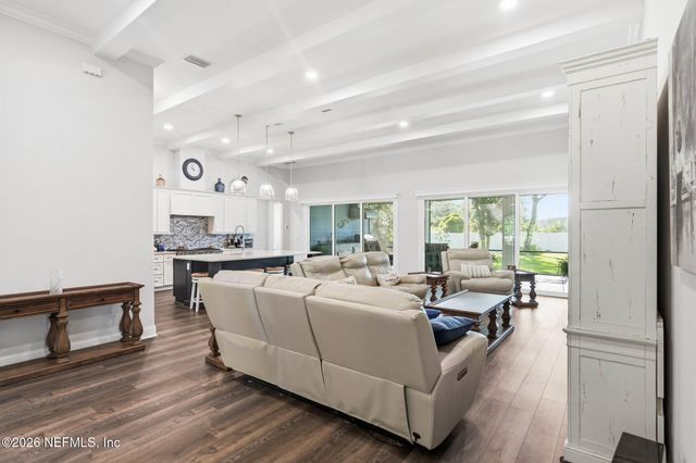 4120 RIVERVIEW Circle, Green Cove Springs, FL 32043