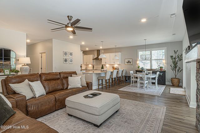 1528 Salters Lane, Aberdeen, NC 28315