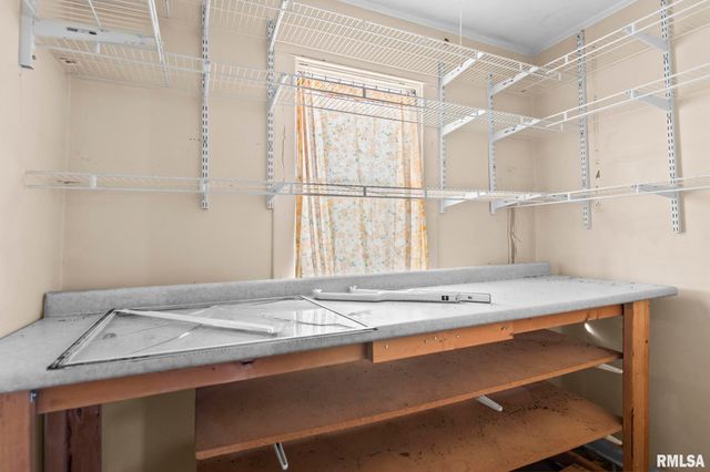 2161 S 10TH Street, Springfield, IL 62703