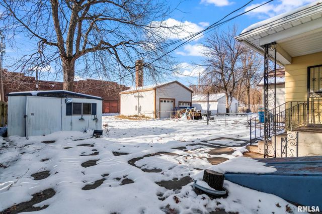 2161 S 10TH Street, Springfield, IL 62703