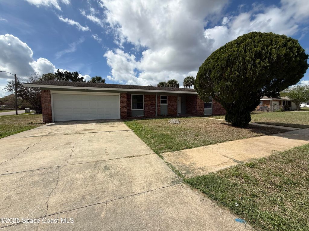 1295 Country Club Boulevard, Titusville, FL 32780