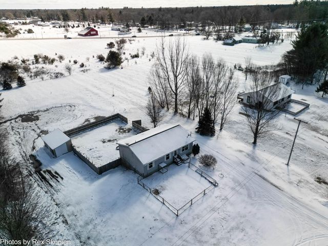 3096 Pillon Road, Dalton Twp, MI 49445