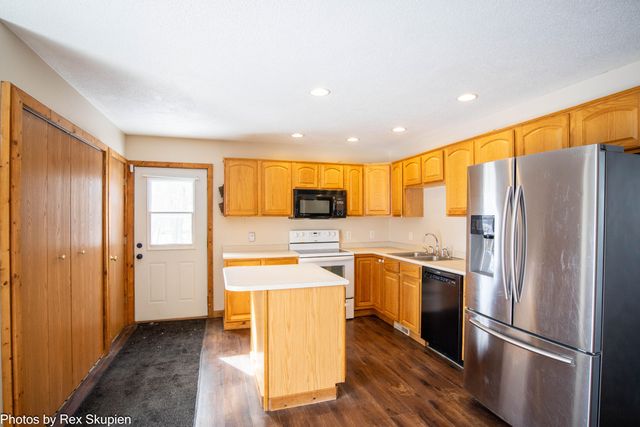 3096 Pillon Road, Dalton Twp, MI 49445