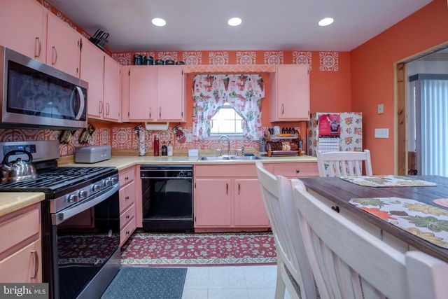 236 SASSAFRAS ST, Browns Mills, NJ 08015