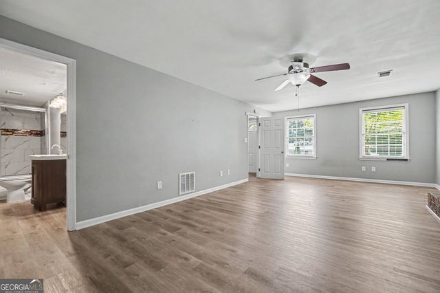 3364 Hollyridge Trail SW, Marietta, GA 30008