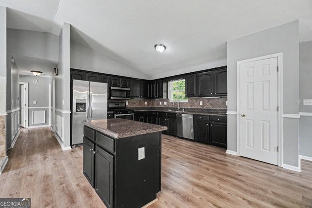 3364 Hollyridge Trail SW, Marietta, GA 30008