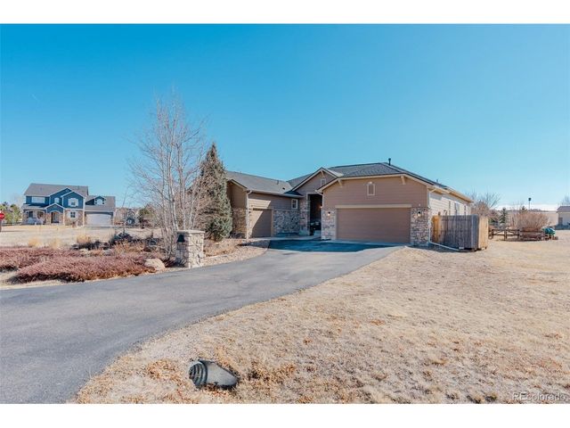 5250 La Costa Cir, Elizabeth, CO 80107