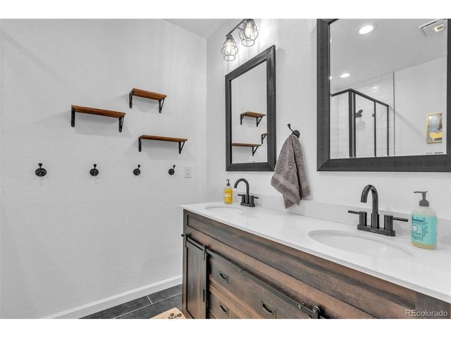 5250 La Costa Cir, Elizabeth, CO 80107