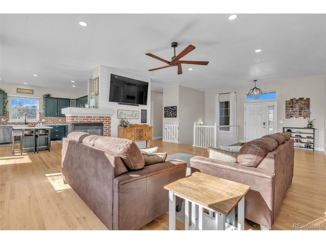 5250 La Costa Cir, Elizabeth, CO 80107