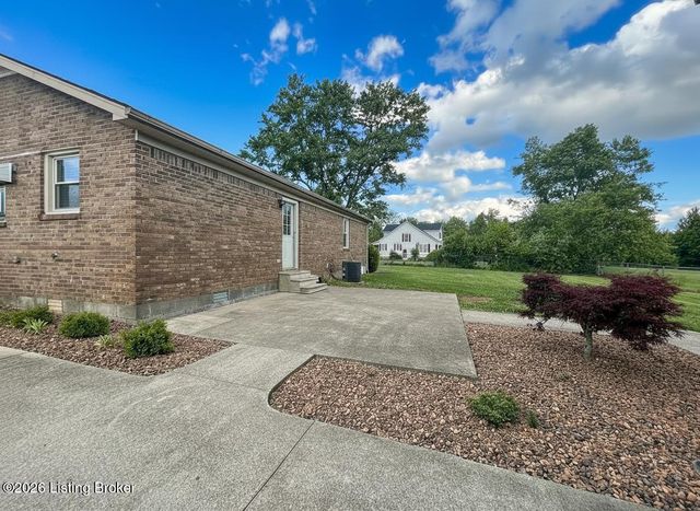 2151 Woodlawn Rd, Bardstown, KY 40004