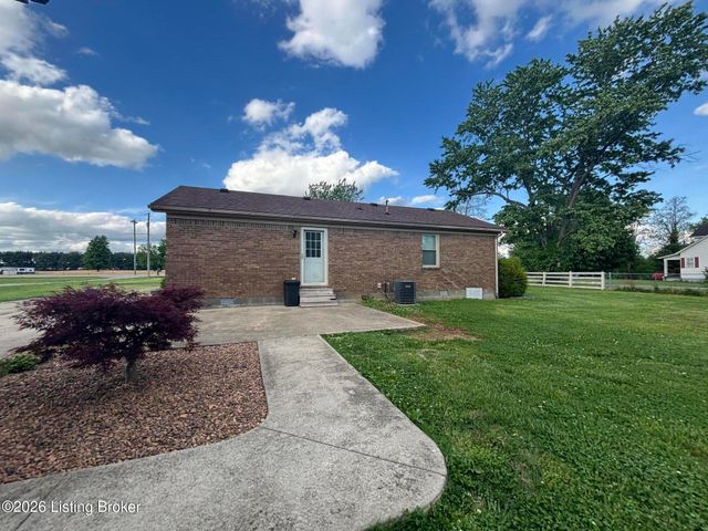 2151 Woodlawn Rd, Bardstown, KY 40004