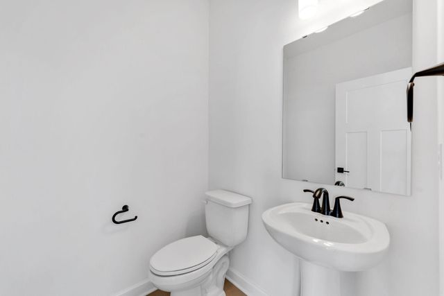 2447 Tyrone Drive, Shakopee, MN 55379