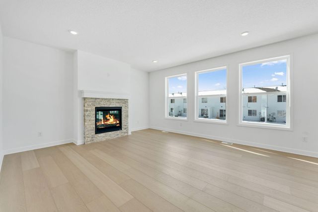 2447 Tyrone Drive, Shakopee, MN 55379