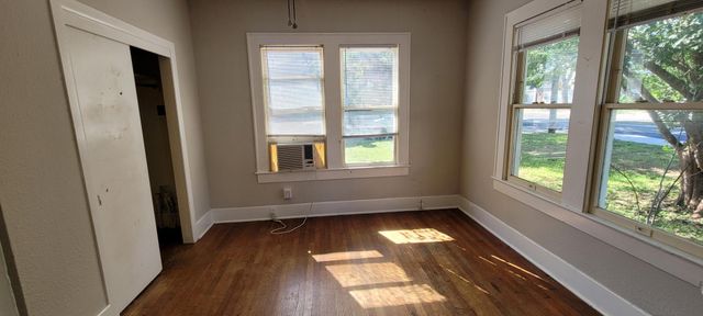 4405 Red River ST, Austin, TX 78751