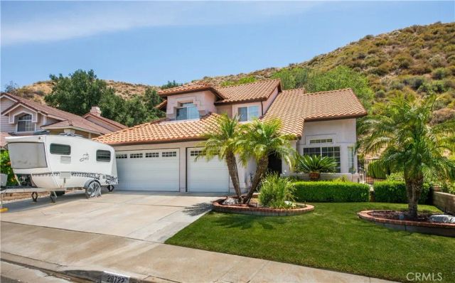 28722 Darrow, Saugus, CA 91390