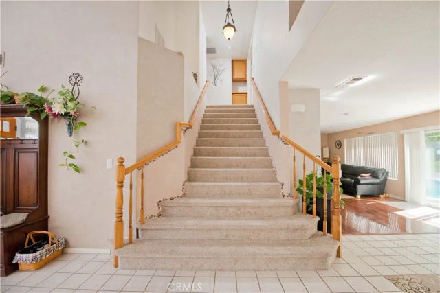 28722 Darrow, Saugus, CA 91390