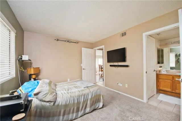 28722 Darrow, Saugus, CA 91390