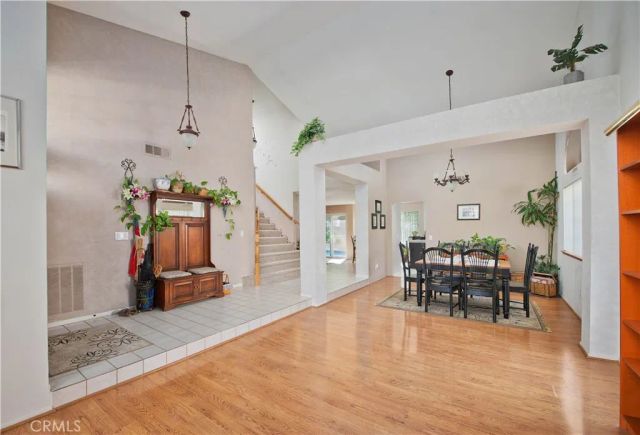 28722 Darrow, Saugus, CA 91390