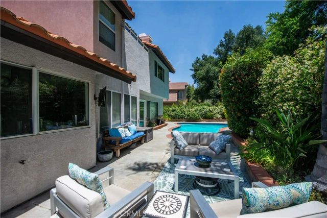28722 Darrow, Saugus, CA 91390
