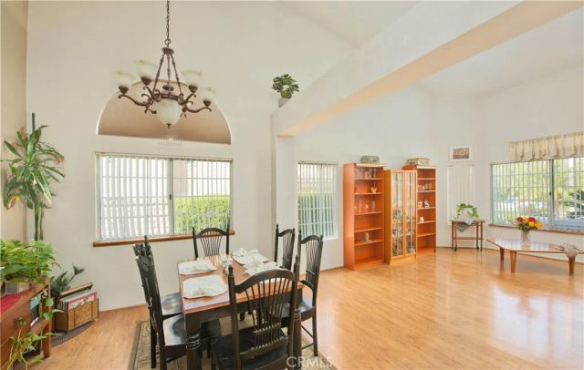 28722 Darrow, Saugus, CA 91390
