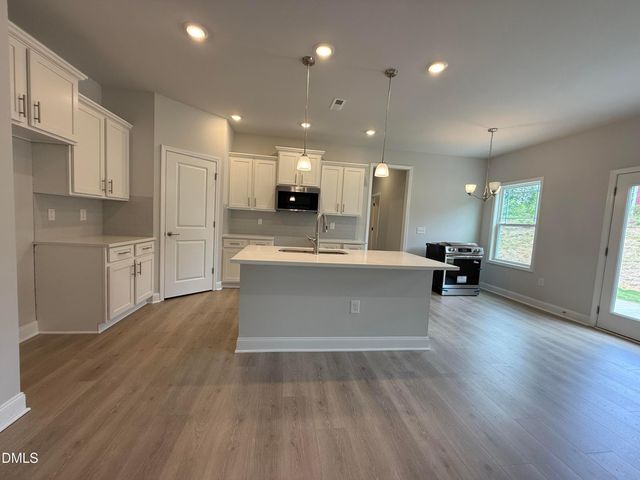 206 Kipling Crk Drive, Fuquay Varina, NC 27526