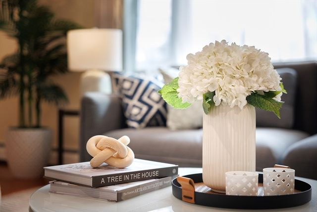 10 Bellwood Way, Framingham, MA 01701