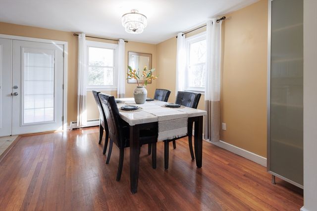 10 Bellwood Way, Framingham, MA 01701