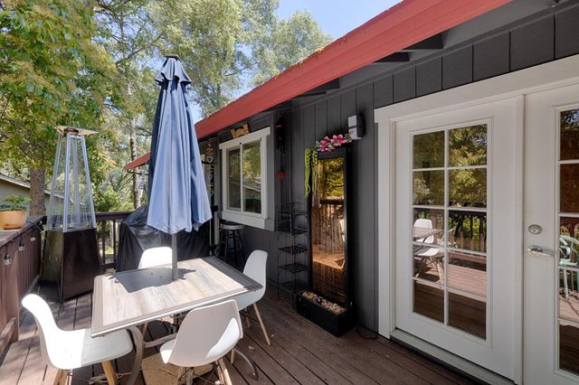 23748 Maple Ct, Lake Of The Pines, CA 95602