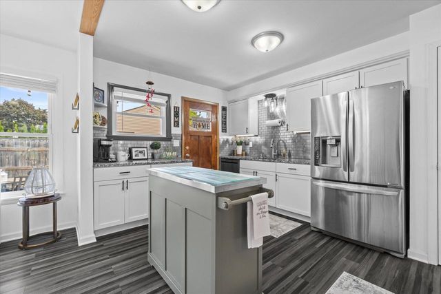 9804 W Dakota STREET, West Allis, WI 53227