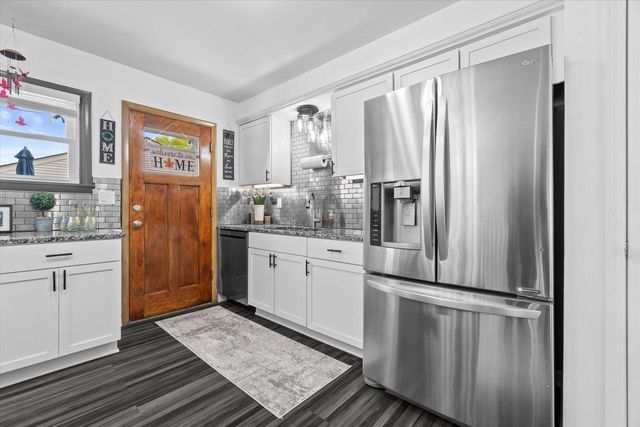 9804 W Dakota STREET, West Allis, WI 53227