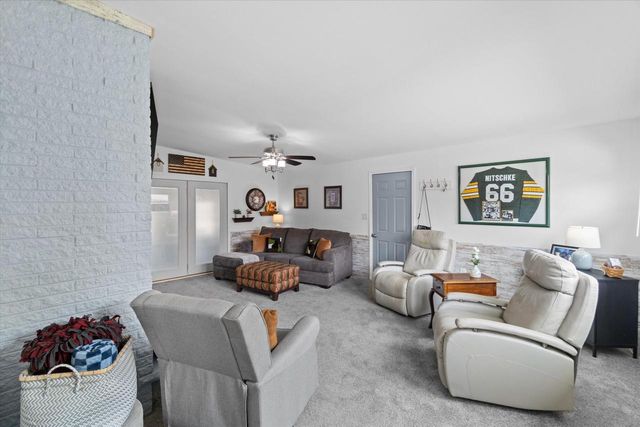 9804 W Dakota STREET, West Allis, WI 53227