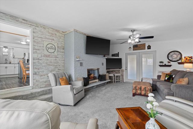 9804 W Dakota STREET, West Allis, WI 53227