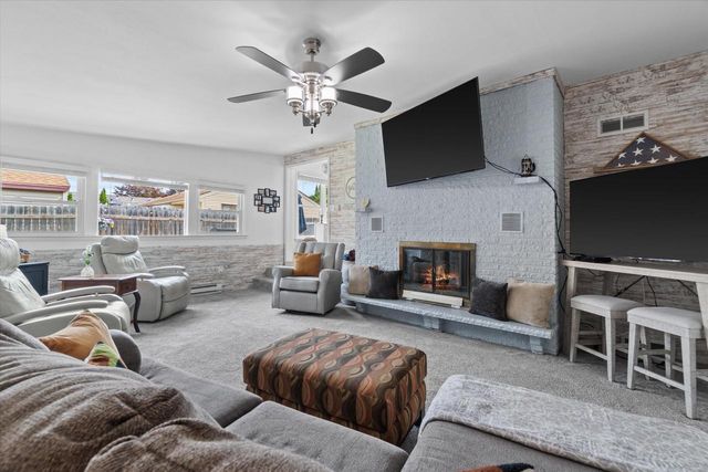 9804 W Dakota STREET, West Allis, WI 53227
