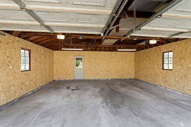 2808 Carleton Rockwood Road, Monroe, MI 48117