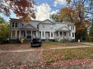 427 Harbor Street, Conneaut, OH 44030