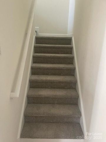 336 Doughton Lane, Charlotte, NC 28217