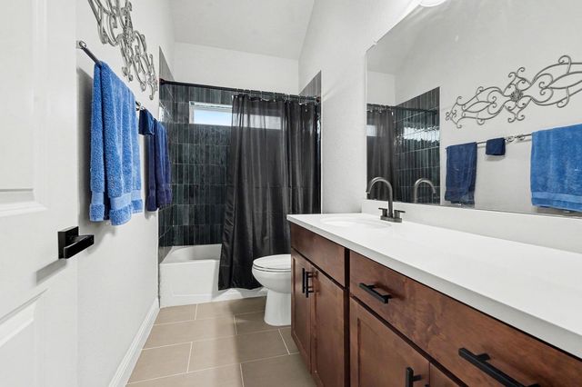121 Sunray Creek Drive, Katy, TX 77493