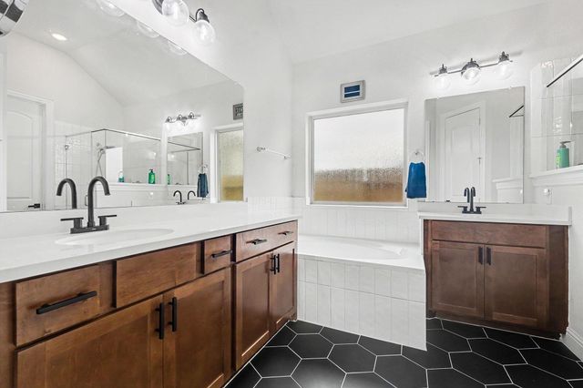 121 Sunray Creek Drive, Katy, TX 77493