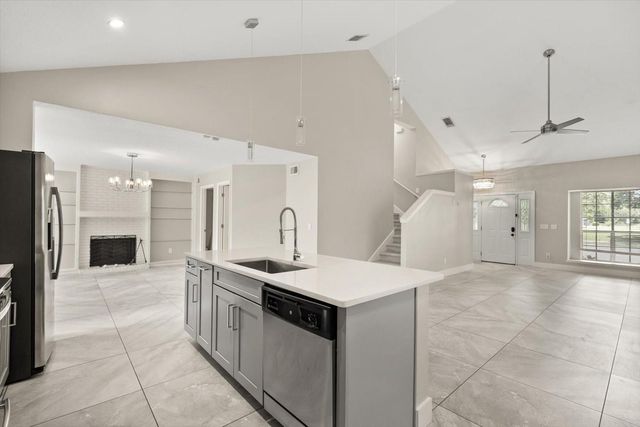 1509 RED OAK CT, Apopka, FL 32703