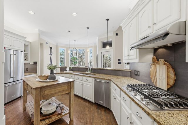 616 Primrose Court, Argyle, TX 76226