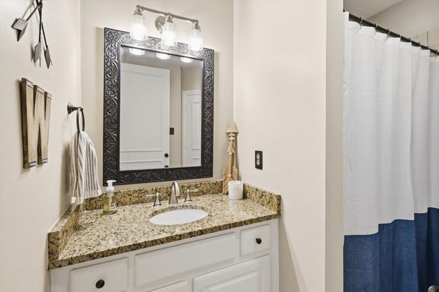 616 Primrose Court, Argyle, TX 76226