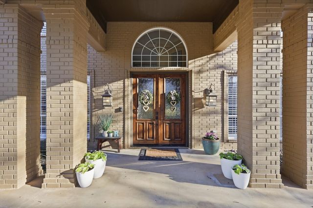 616 Primrose Court, Argyle, TX 76226