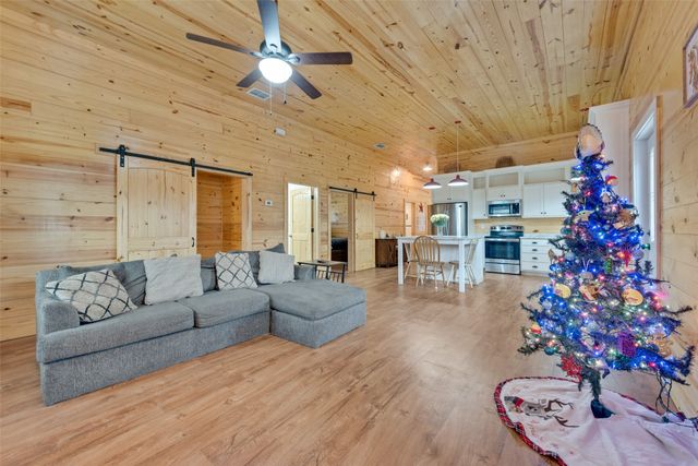 13931 County Road 2919 Road, Eustace, TX 75124