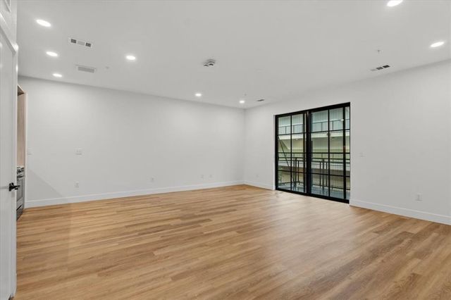4315 S Congress Ave 216, Austin, TX 78745