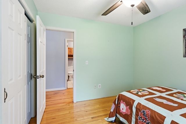 414 Mountain Rd, Holyoke, MA 01040
