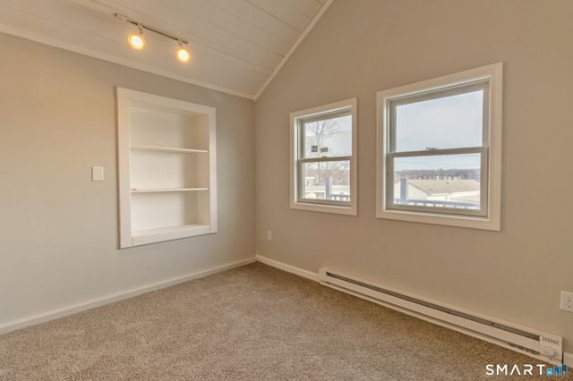 15 Waterview Circle, East Hampton, CT 06424