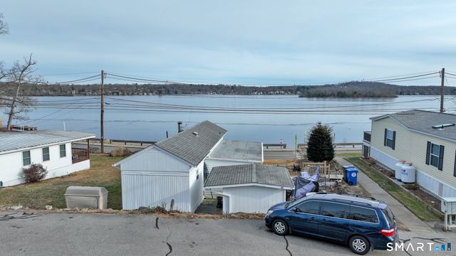 15 Waterview Circle, East Hampton, CT 06424